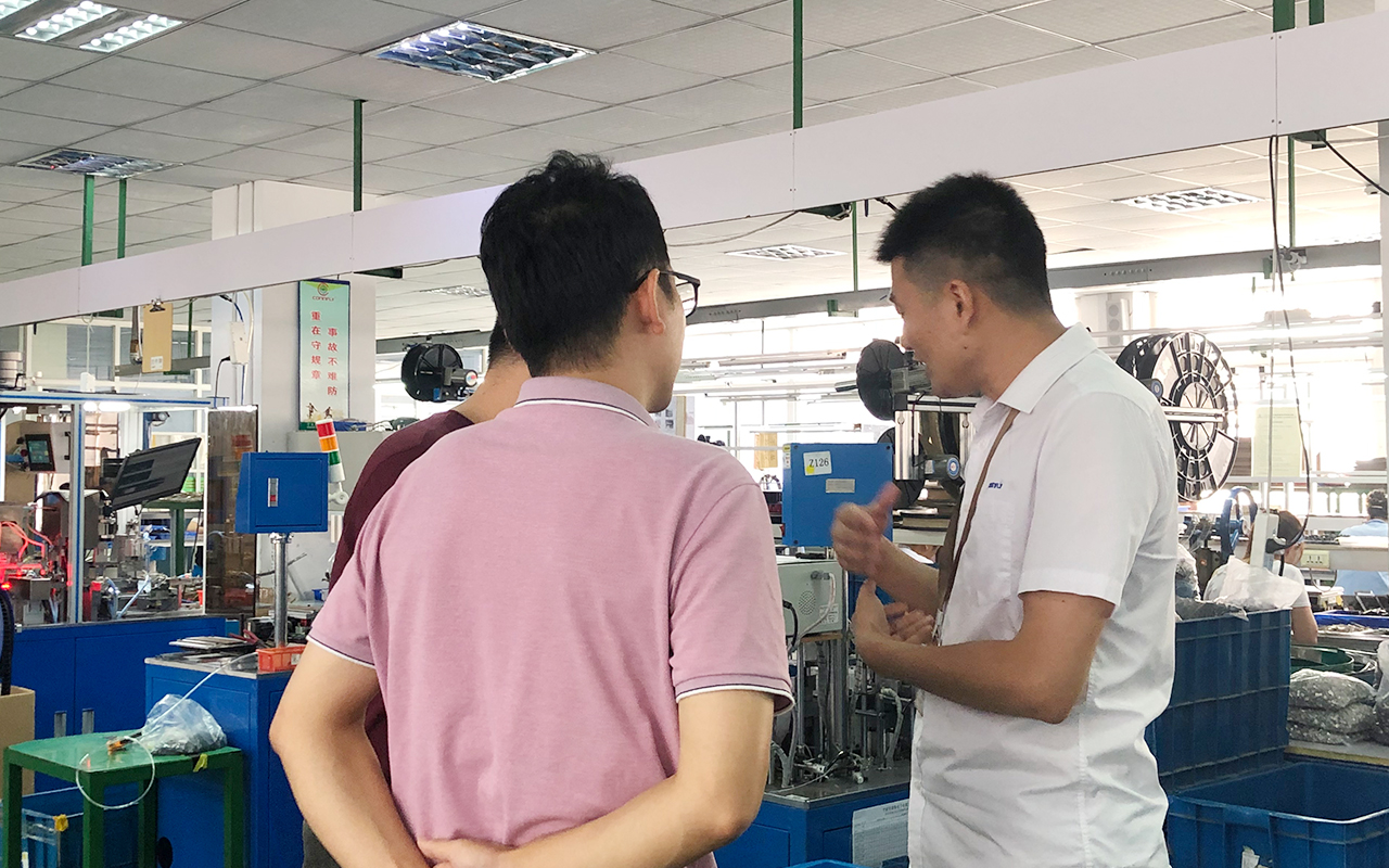 20210925-慈溪市市場(chǎng)管理局專(zhuān)利科領(lǐng)導來(lái)我司進(jìn)行調研-4.jpg